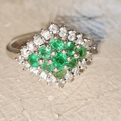 Fashion Emerald Ring