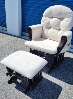 Baby nursery rocking chair and ottoman