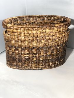 Wicker sea grass basket