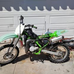 1987 Kawasaki KX125 For Parts 