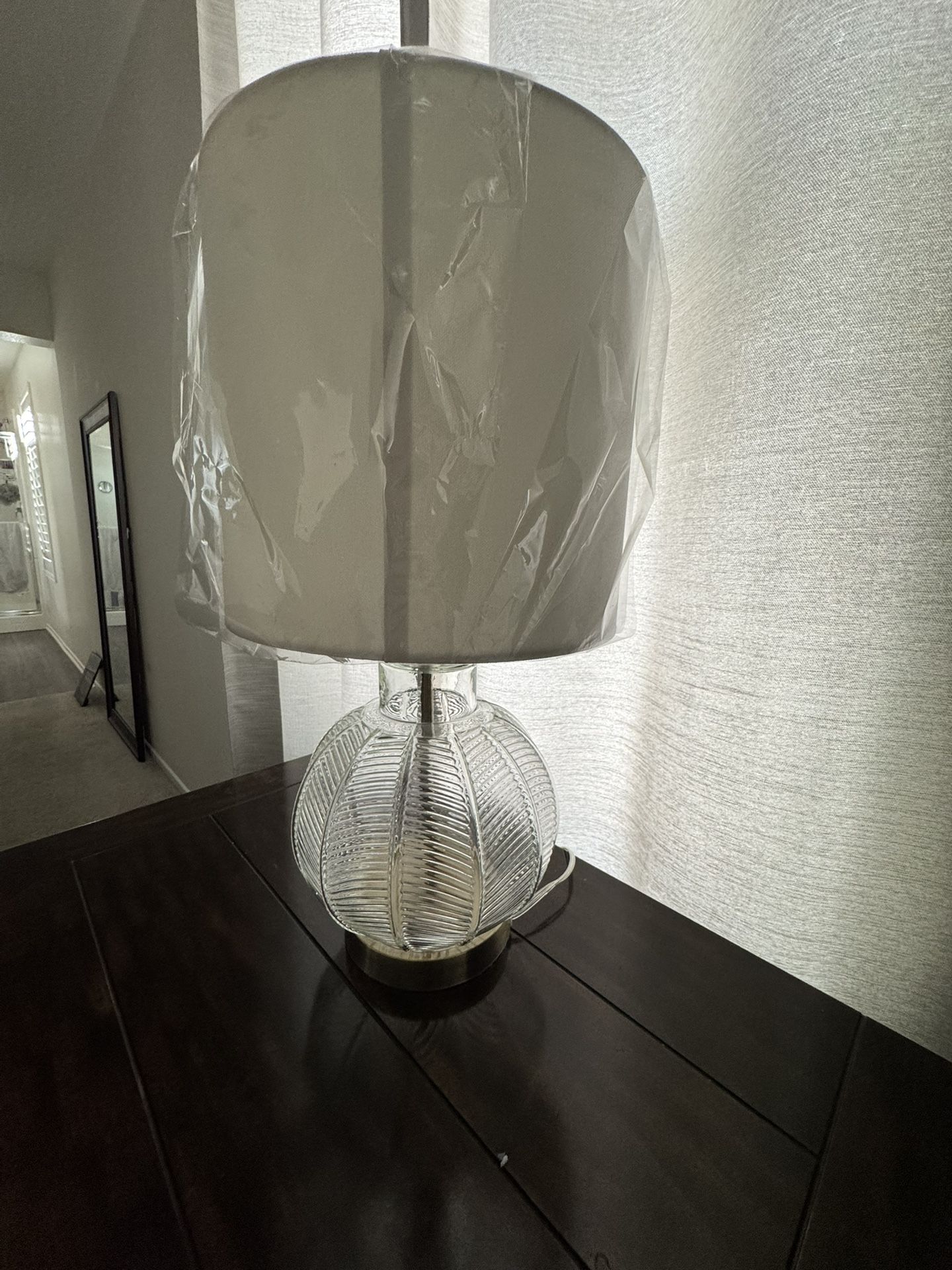 2 Lamps