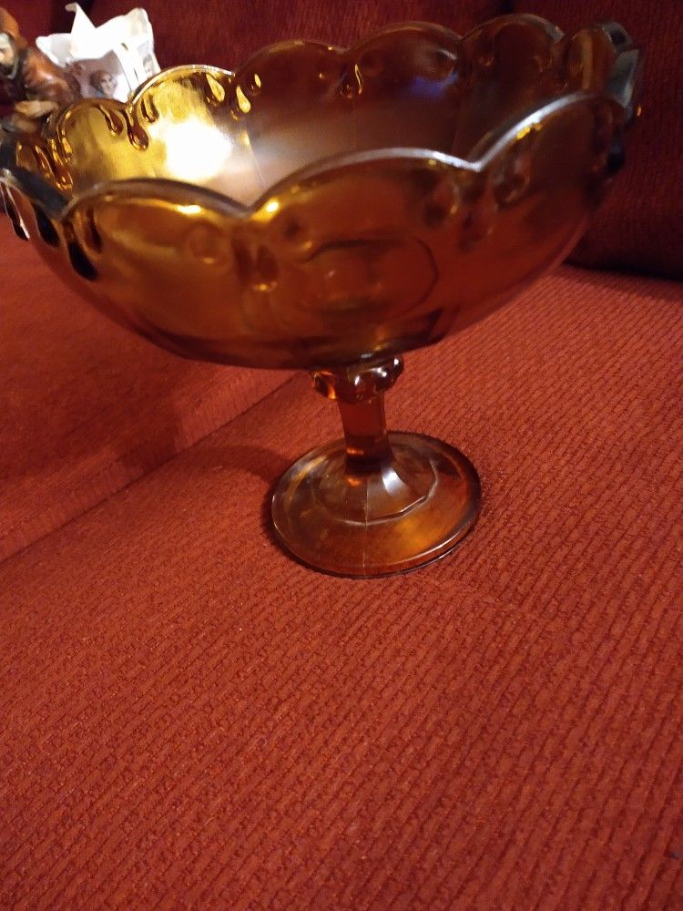 Vintage Indiana Glass Amber Teardrop Pedestal Bowl With Scallop Rims No Chips No Scratches No Cracks