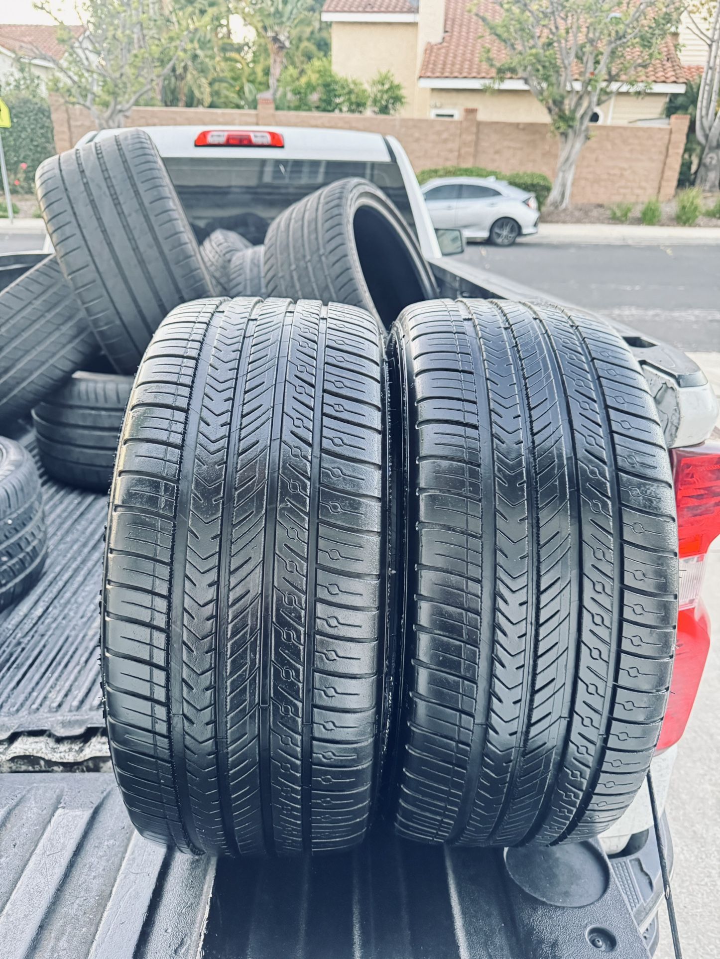 235/45/17 Michelin Pilot Sport A/S 4 80%+ Tread (2)