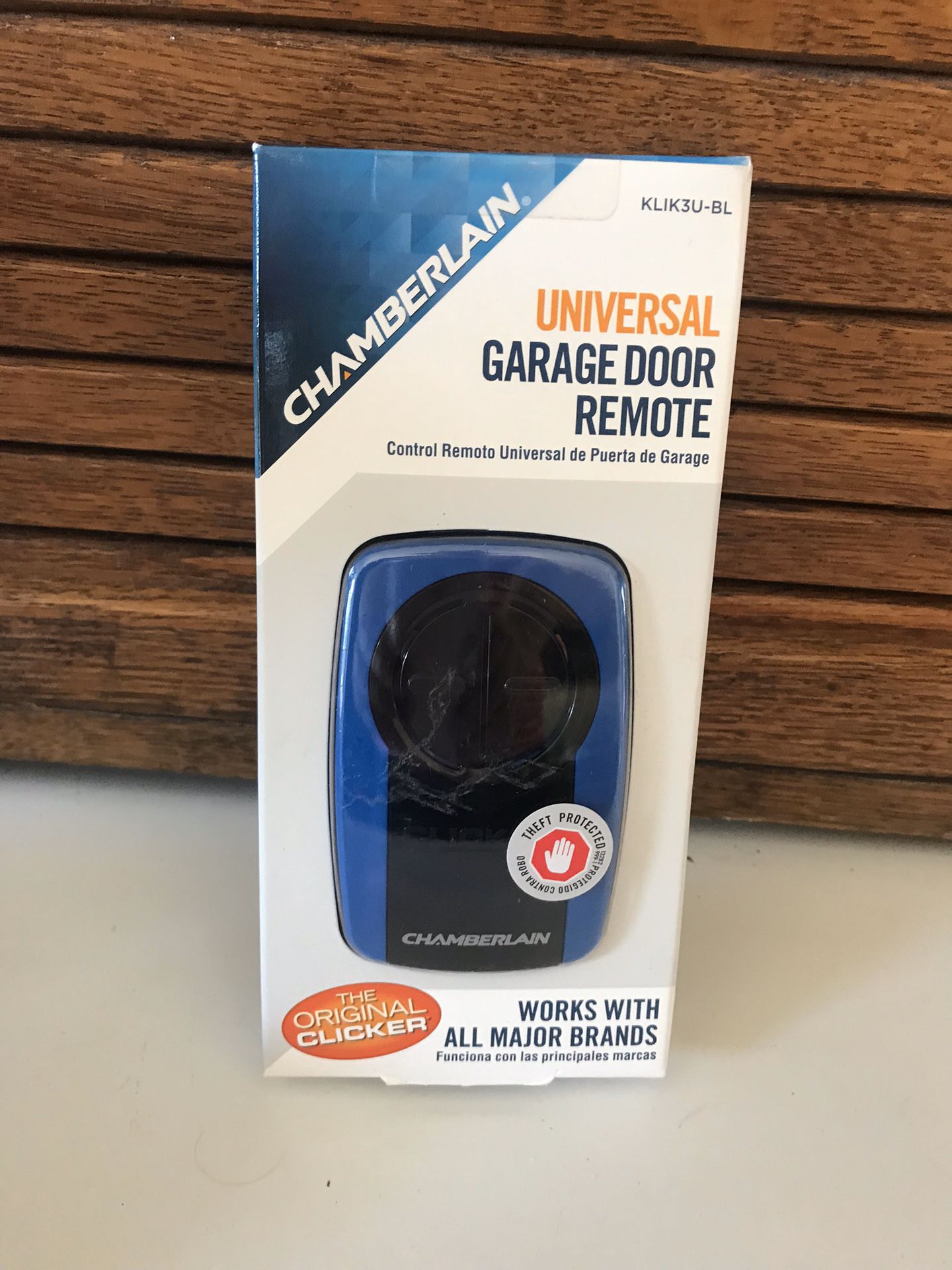 NIB Chamberlain Universal Garage Door Opener