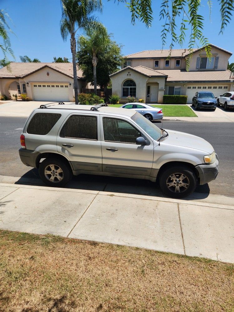 2005 Ford Escape