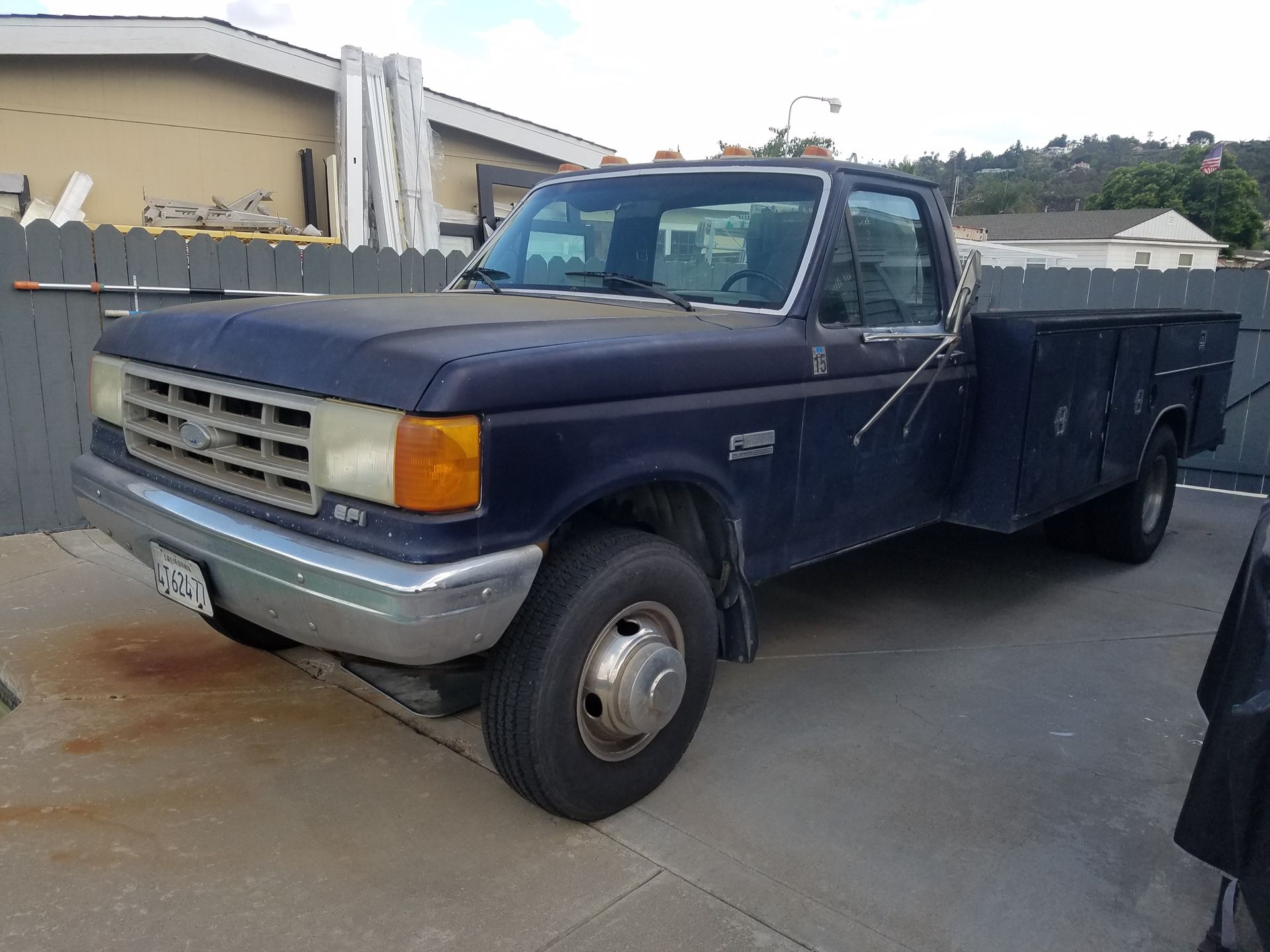 1989 Ford F-450 SD