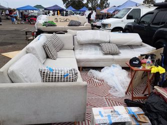 Light grey couch set