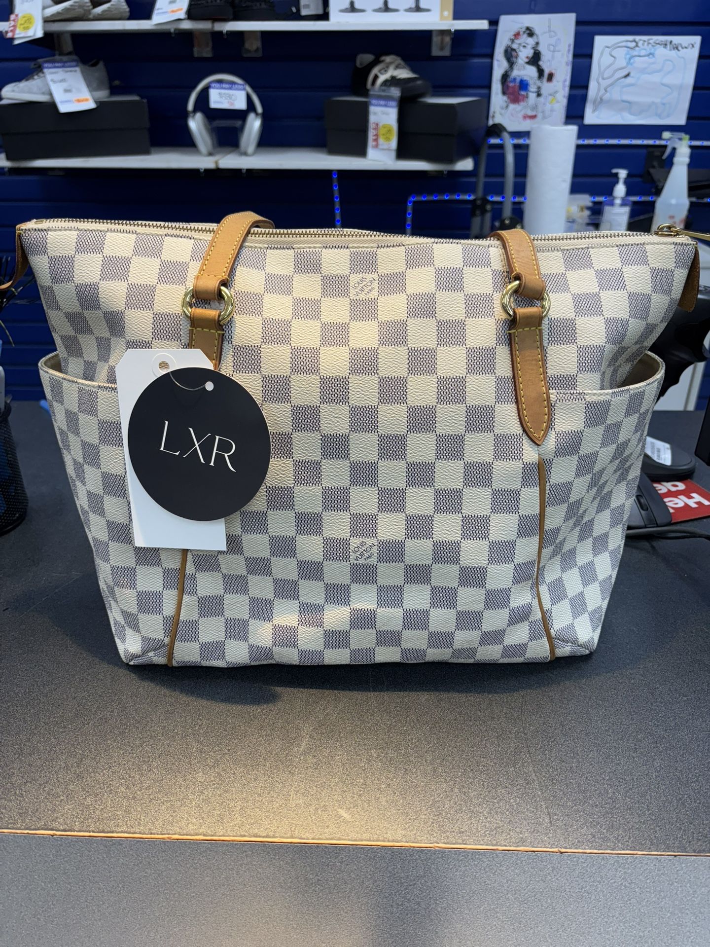 Louis Vuitton Damier