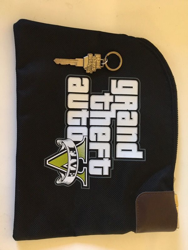 Heavy duty locking money bag. GTA 5