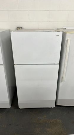 Kenmore Top Freezer Fridge – White, clean inside, 19 cu ft