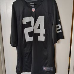 Marshawn Lynch Jersey L