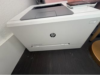 HP Color LaserJet Pro M255dw Printer