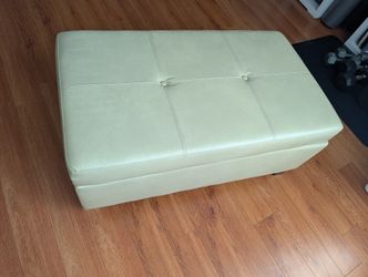 Storage Ottoman / Bench with Lift-Top - Cream Color