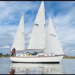 Sailboat For Sale.  Very rare. Classic 