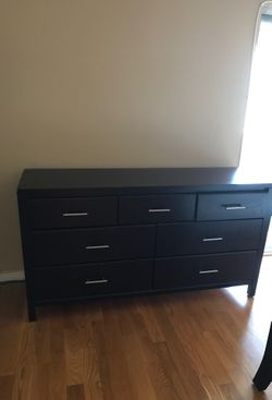 Dressing table