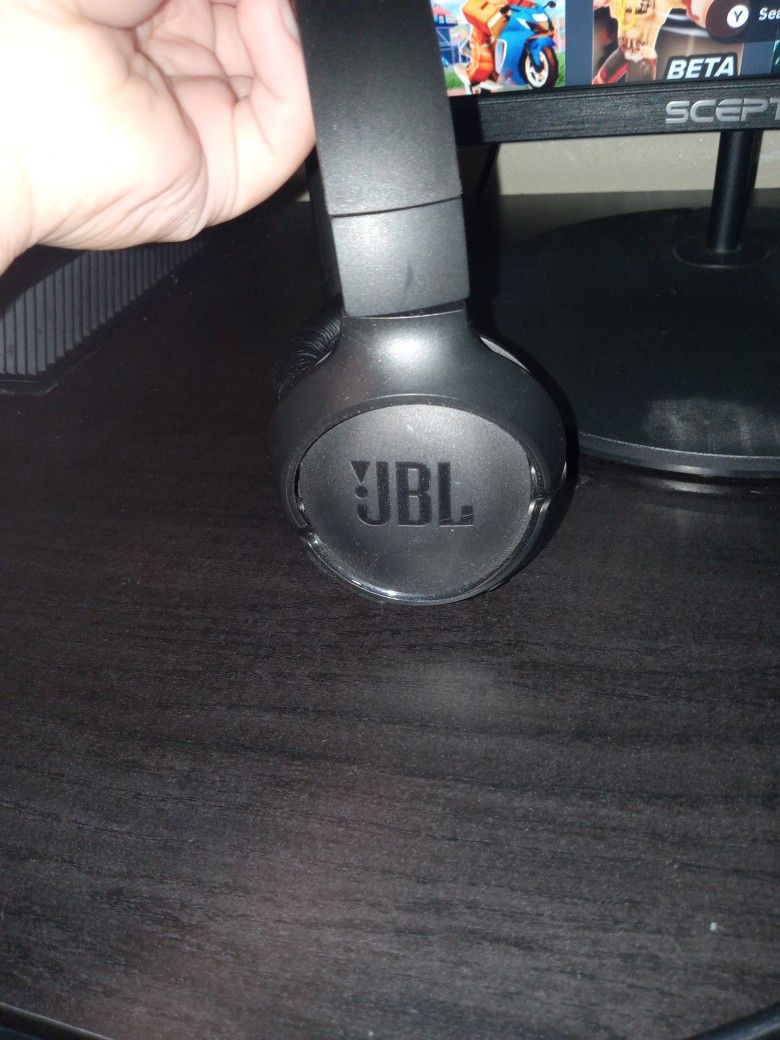 JBL Wireless Headphone