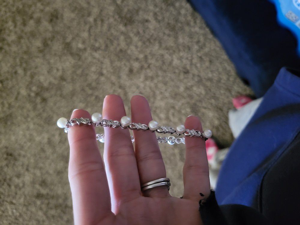 Pearl Infinity Bracelet 