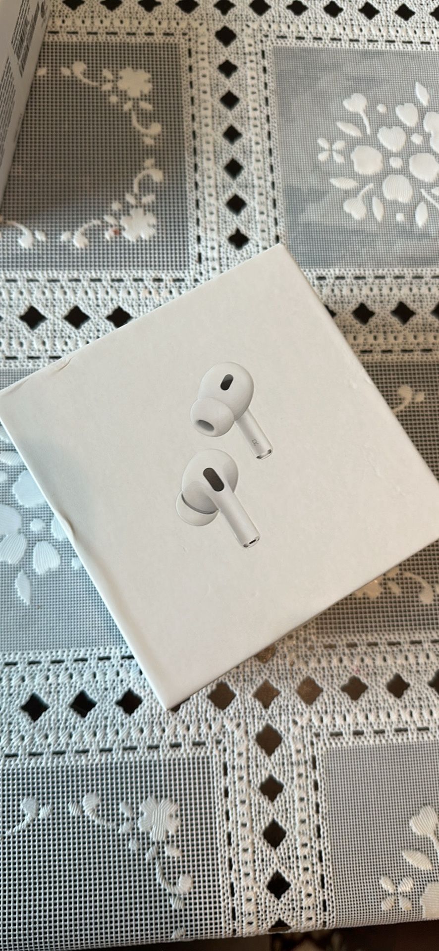 Apple Air Pods Pro 2nd Gen (Great Quality, Noise Cancelling) – Ready to Use!