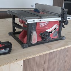 Milwaukee Table Saw 
