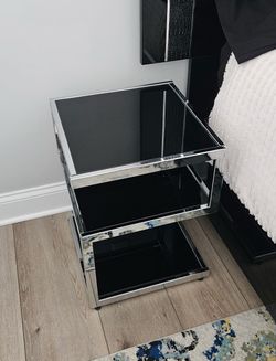 SIDE TABLE