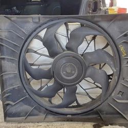 2012 -2020 Kia Optima 2.4L Radiator Motor Cooling Fan Assembly O