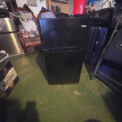 Mini Fridge 3.1 Cu.ft