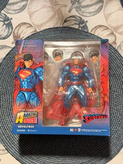 Amazing Yamaguchi Revoltech Superman Figure Series No.027