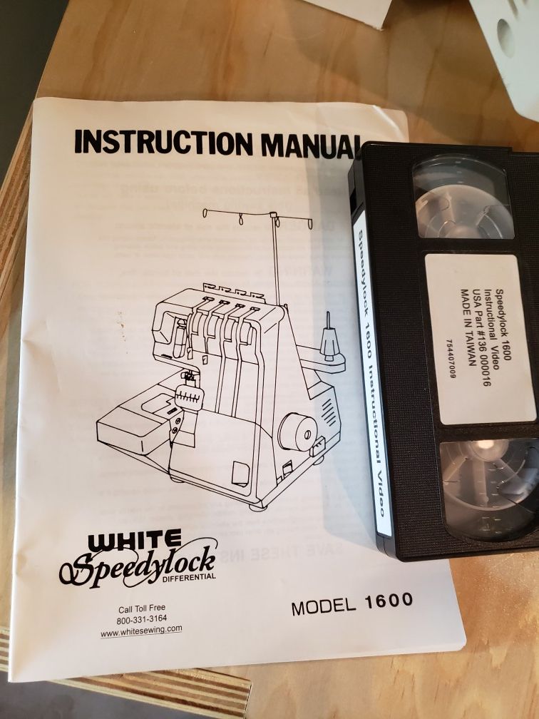 White Speedylock Differential 1600 Serger/Sewing Machine for Sale in