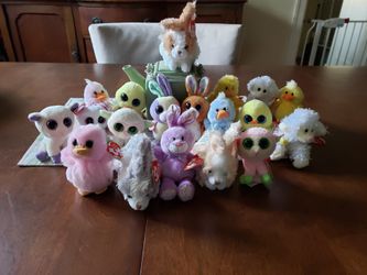 Easter Basket Boo's & Beanie's Open Box $3 Ea.