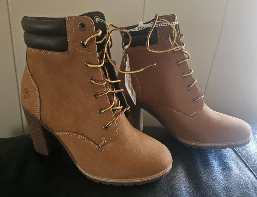 New Timberland Women's Boots Size 6.5