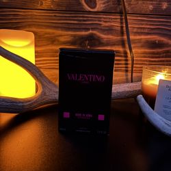 Valentino Born In Roma Extradose