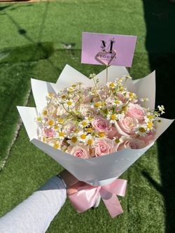 Mixed bouquets for Mother’s Day 💐