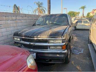 1997 Chevy Tahoe, four-wheel-drive