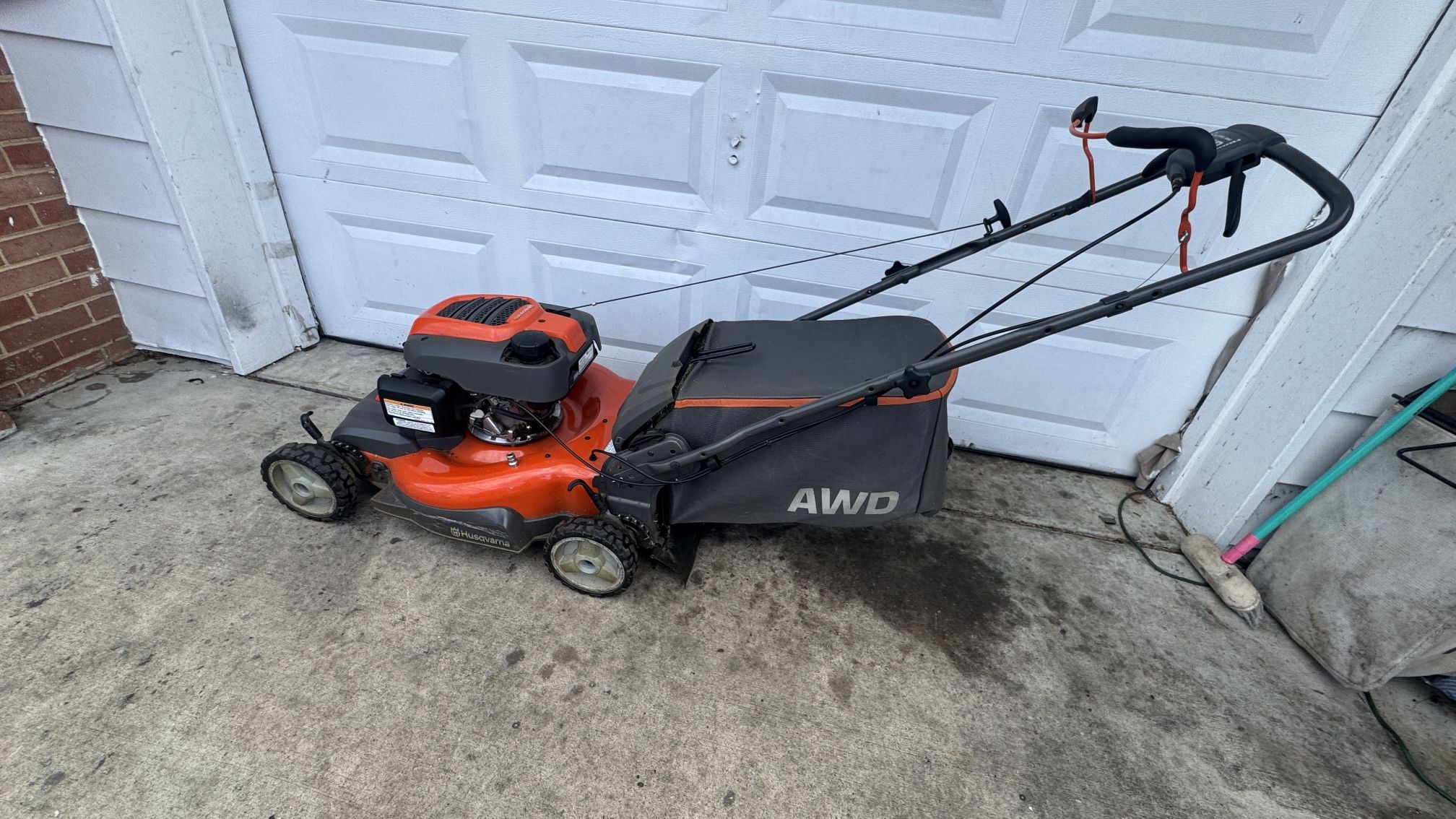 Lawnmower 22”