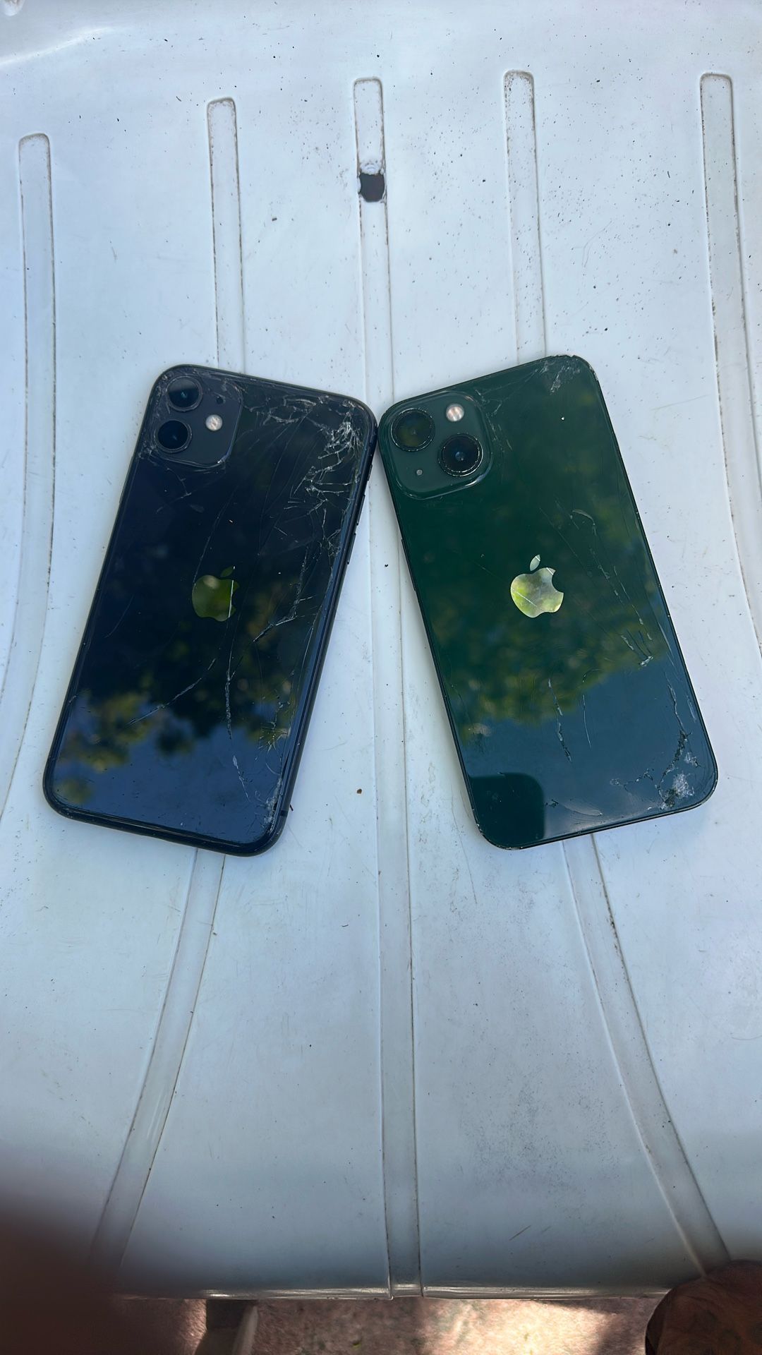 iPhone 11 & 13