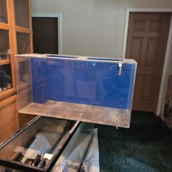 90 Gallon Acrylic Fish Tank For Sale