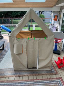 Canvas Play house