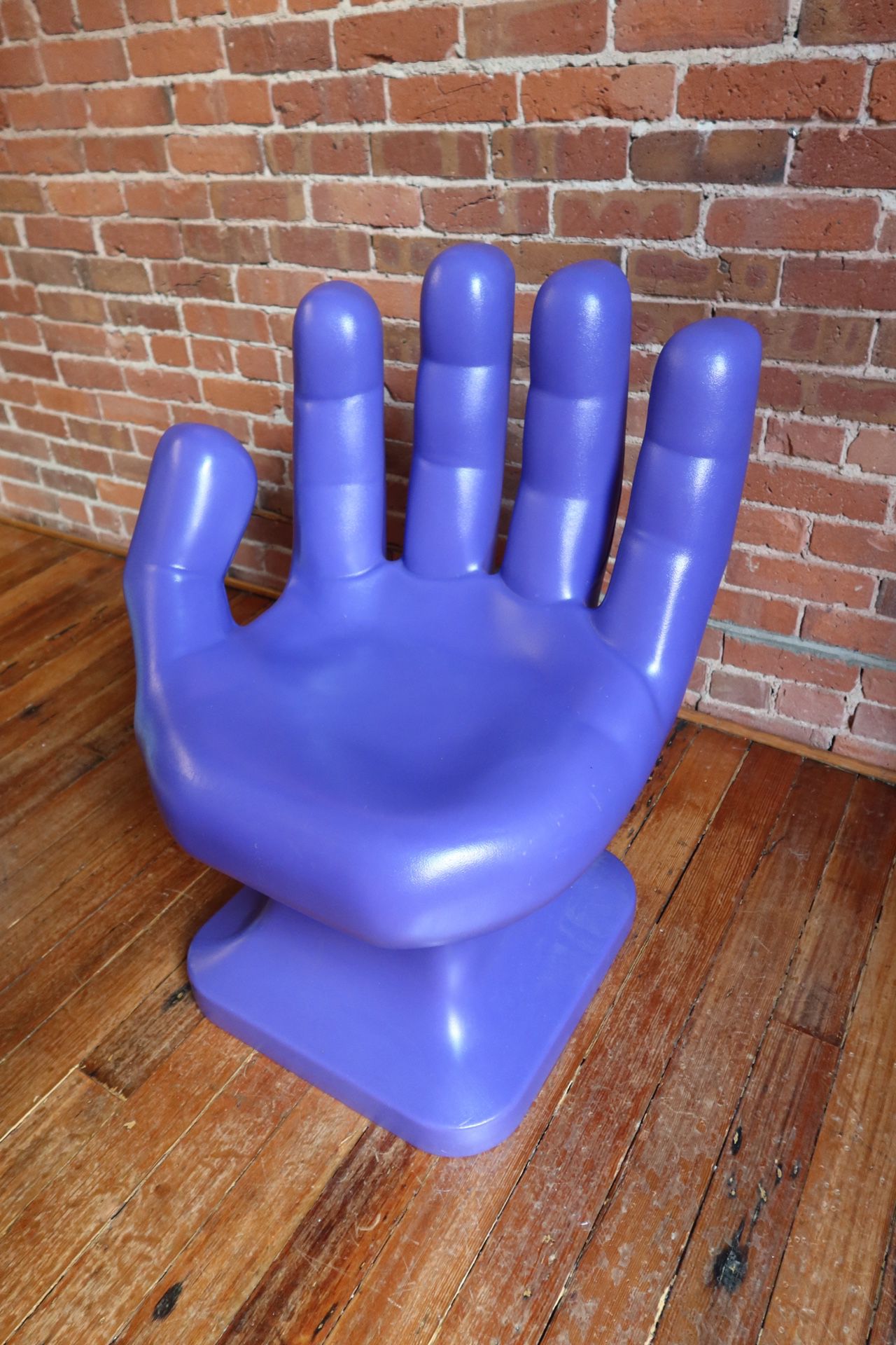 Purple Hand Chair 