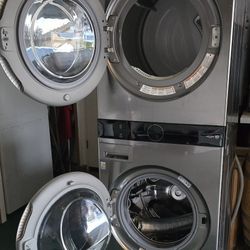 LG Whaser And  Gas Dryer 120v.