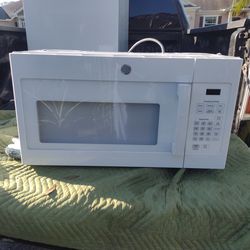 Super nice GE microwave