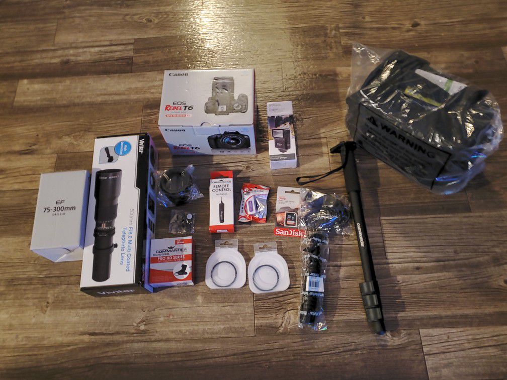 Canon Digital SLR Camera Kit [EOS Rebel T6]