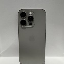 Apple iPhone 16 Pro - 256GB - Natural Titanium - A3083 US - Unlocked