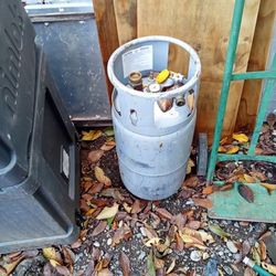 Forklift Propane Tank Partially Full