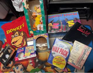 Toy and collectible lot