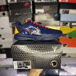 Size 11 - Nike Kobe 5 Proto “Caitlin Clark”