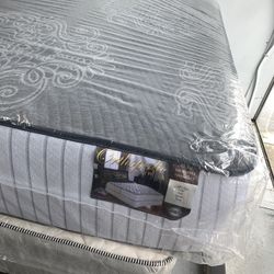 🚛 MATTRESS 4 SALE BRAND NEW TWIN SIZE BED. $118. FULL SIZE MATTRESS $189. QUEEN SIZE.$200 AVAILABLE DELIVERY 🚚 LOCATION 303 POCASSET AVE PROVIDENCE 