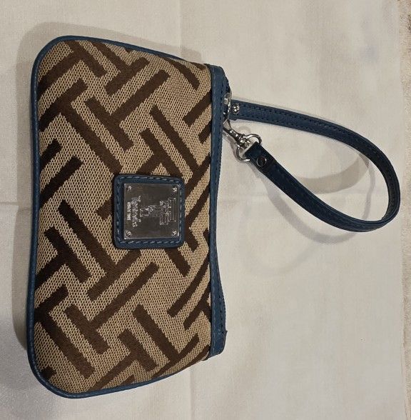 Tignanello Small Wristlet