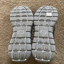 Skechers Wide Memory Foam