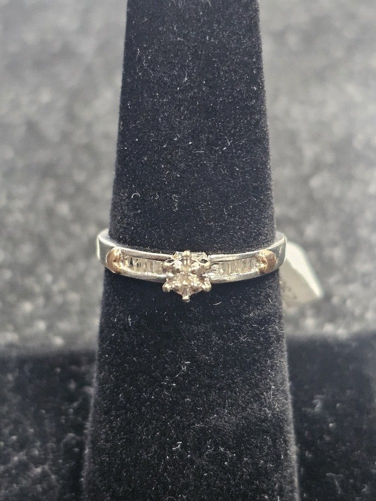 10kt WG Diamond Ring. (C-5) SIZE 6. TDW: .11ct ASK FOR RYAN. #4(contact info removed)830-01