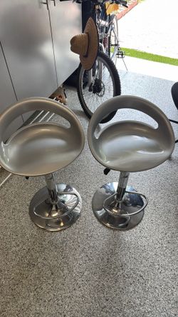 Set of 2 Modern Adjustable Bar Stools